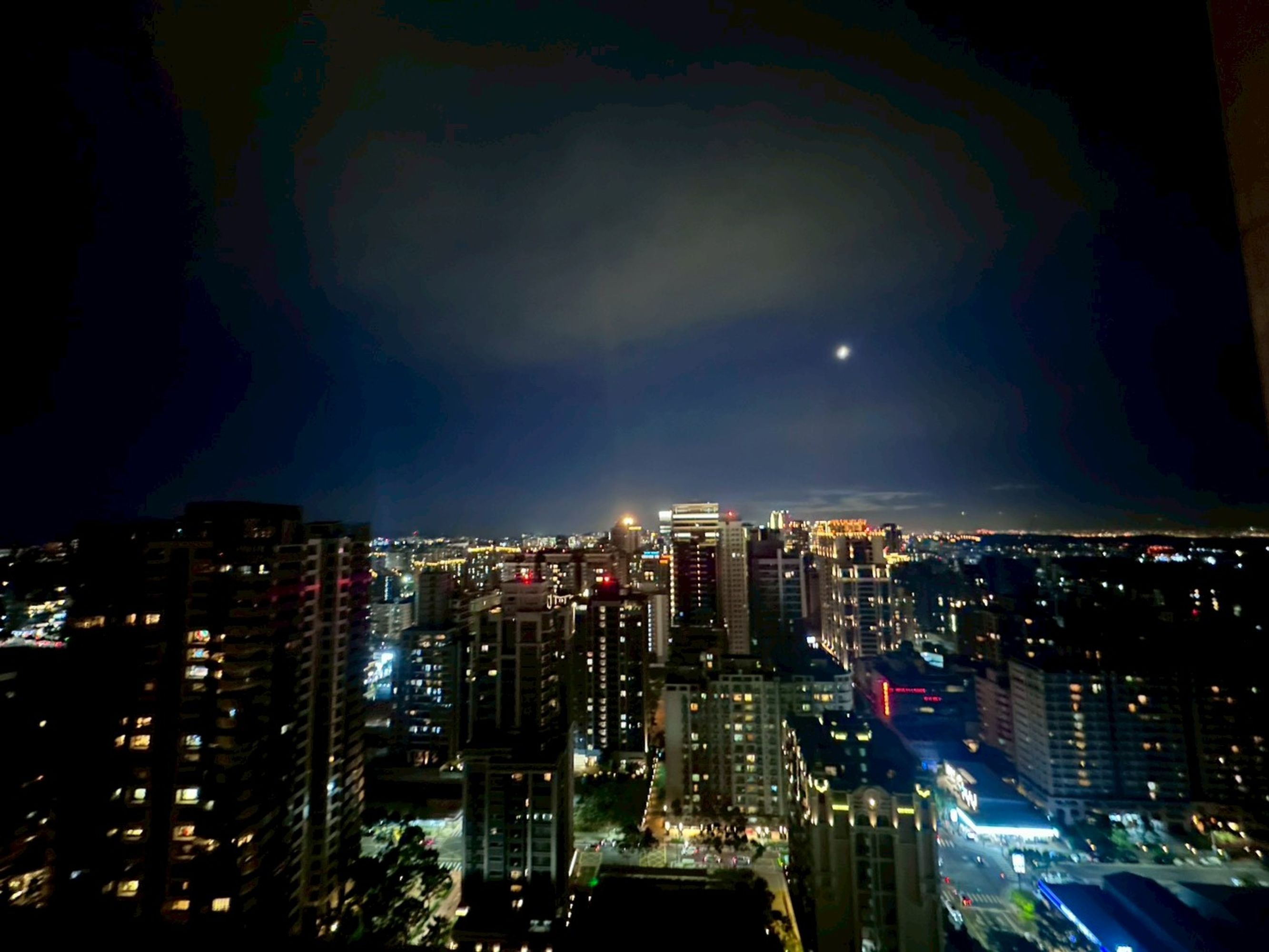 長虹天際高樓層 景觀毛胚宅 - 圖片 17